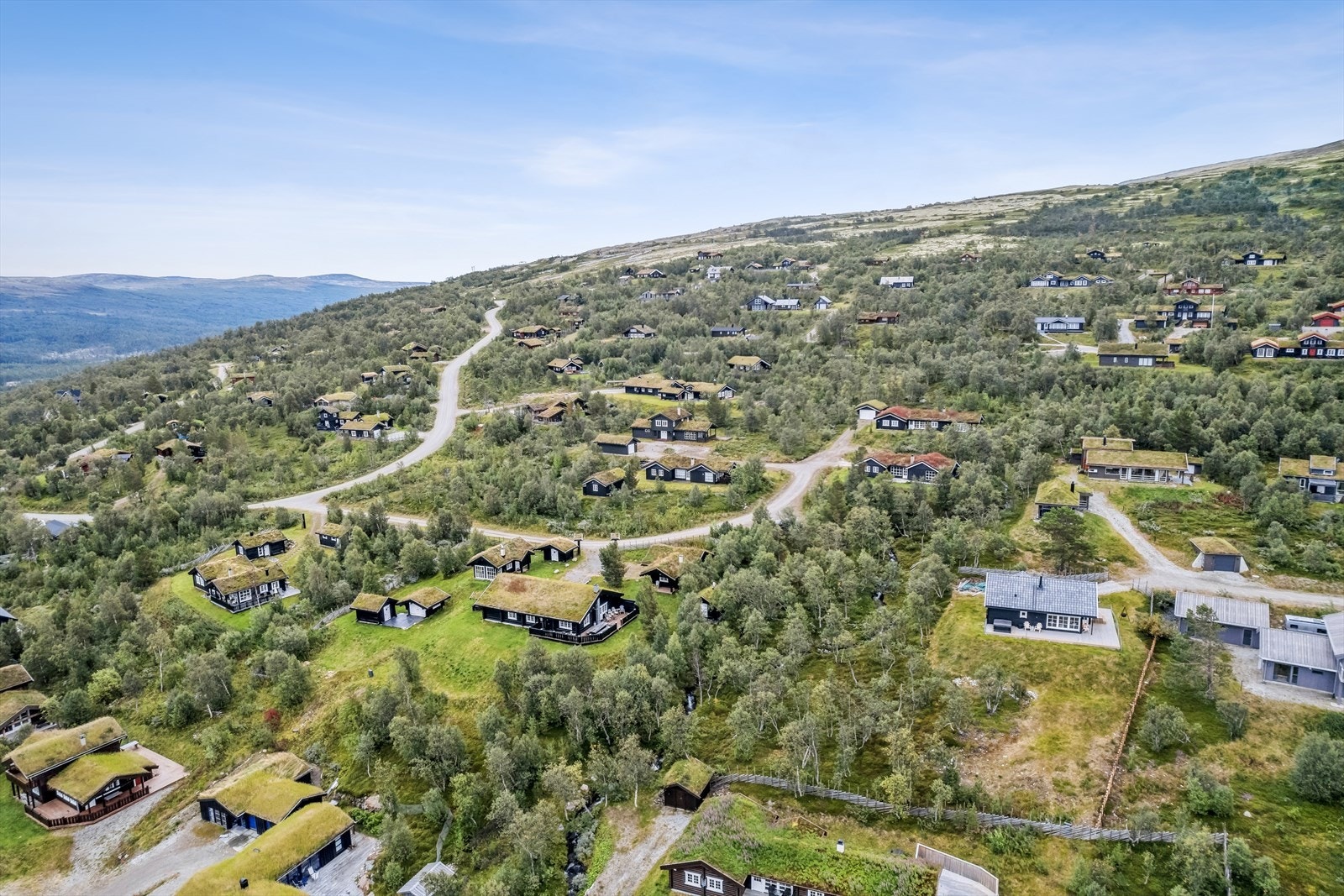 Nærområdet byr på toppturer, preparerte skiløyper og et familievennlig alpinanlegg. Galleribilde