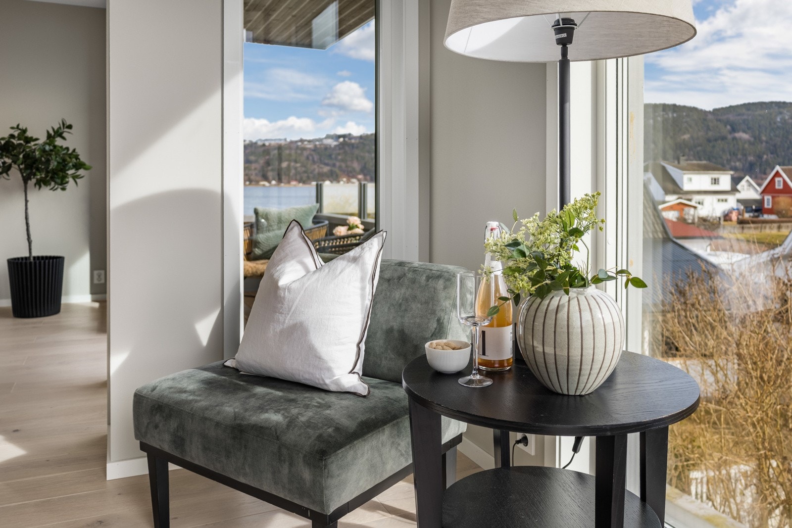 Det er gode utsiktsforhold mot Drammensfjorden Galleribilde