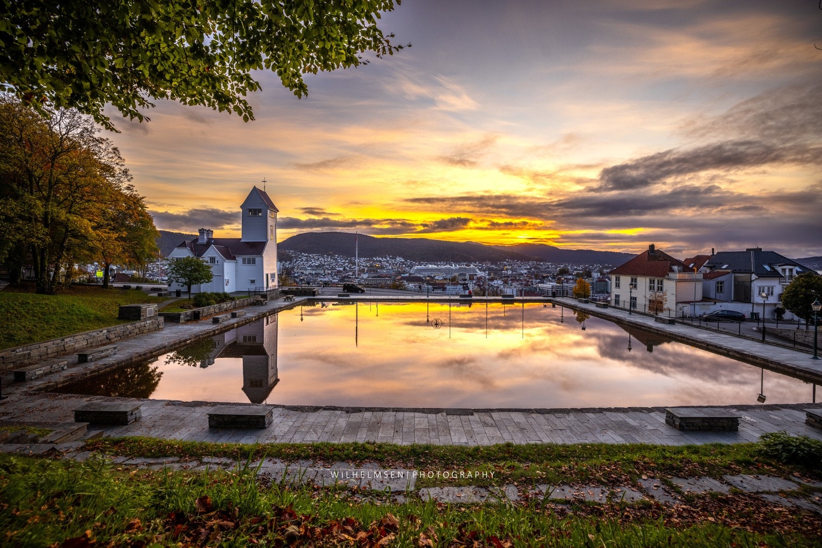 Kort vei til det meste, som Skansedammen Galleribilde