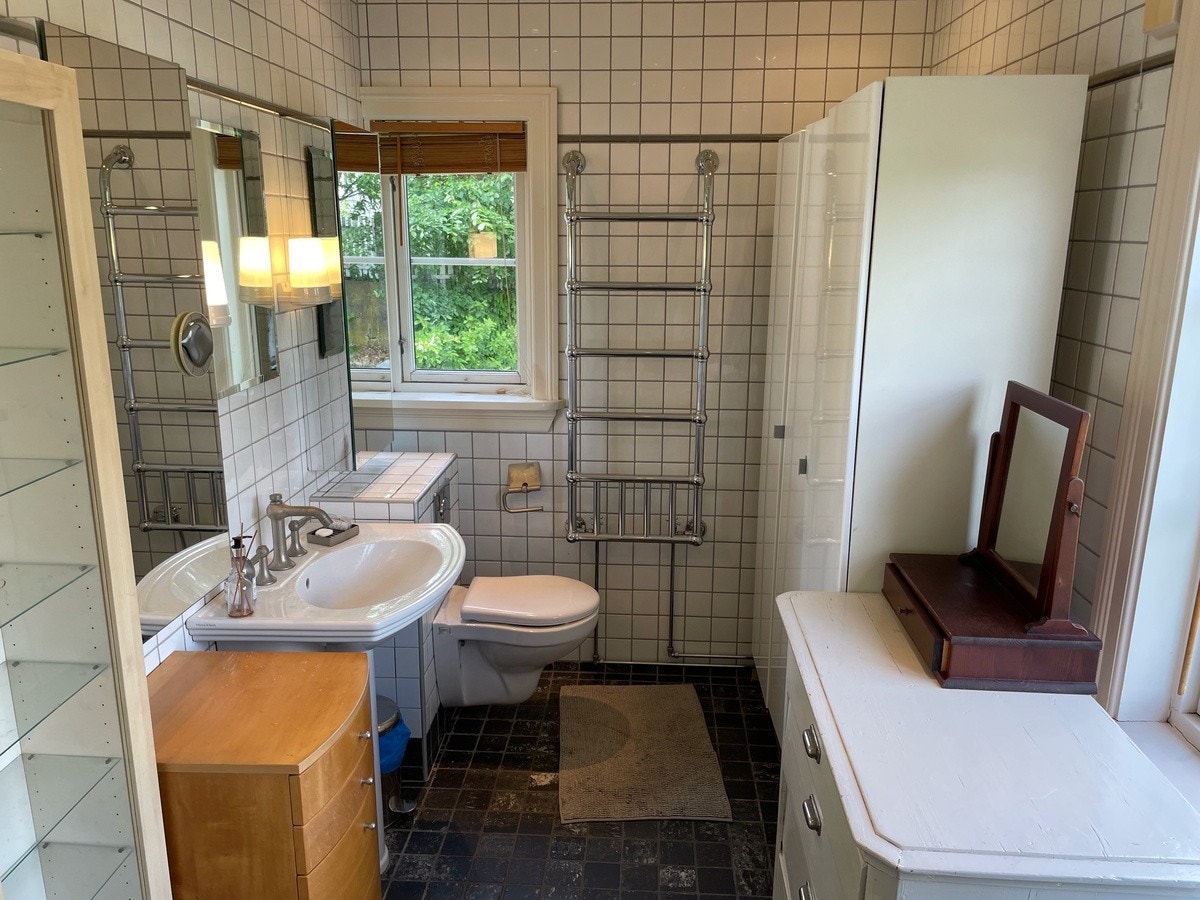 ROM med eget bad utleid Galleribilde