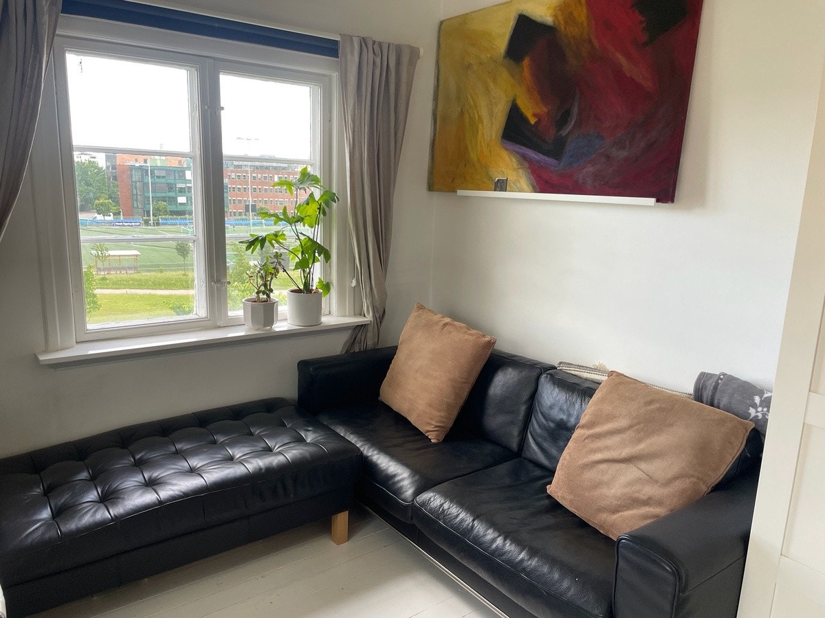 ROM utleid Galleribilde