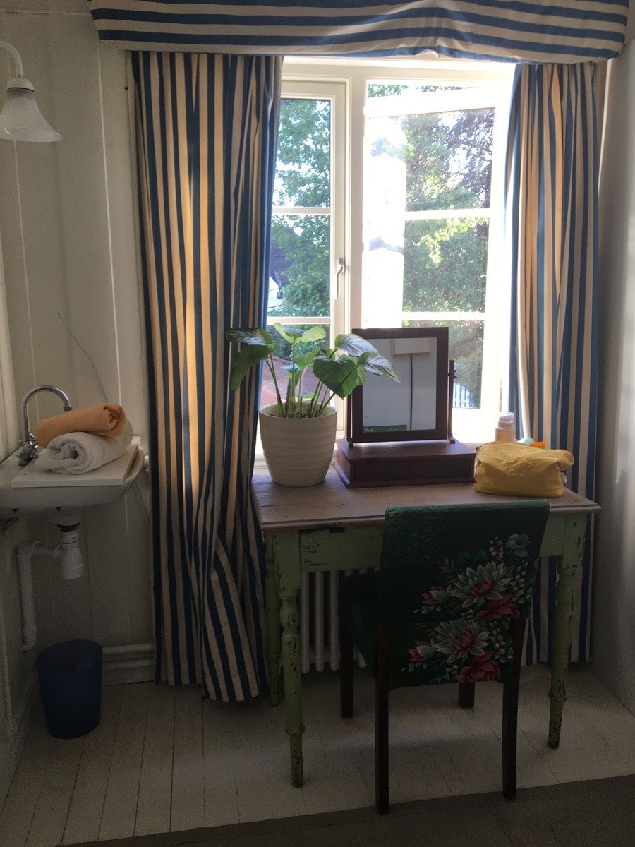 ROM 2 - Egen vask på rommet Galleribilde