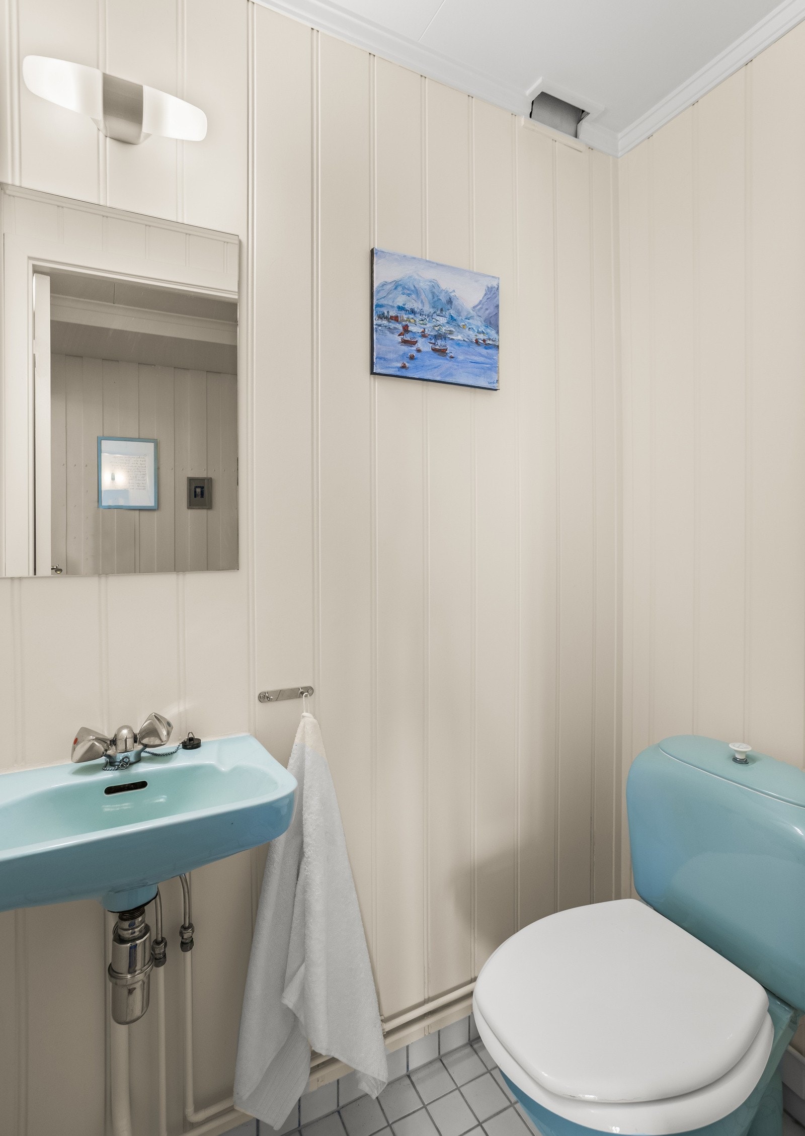 Og et praktisk eldre WC. Galleribilde