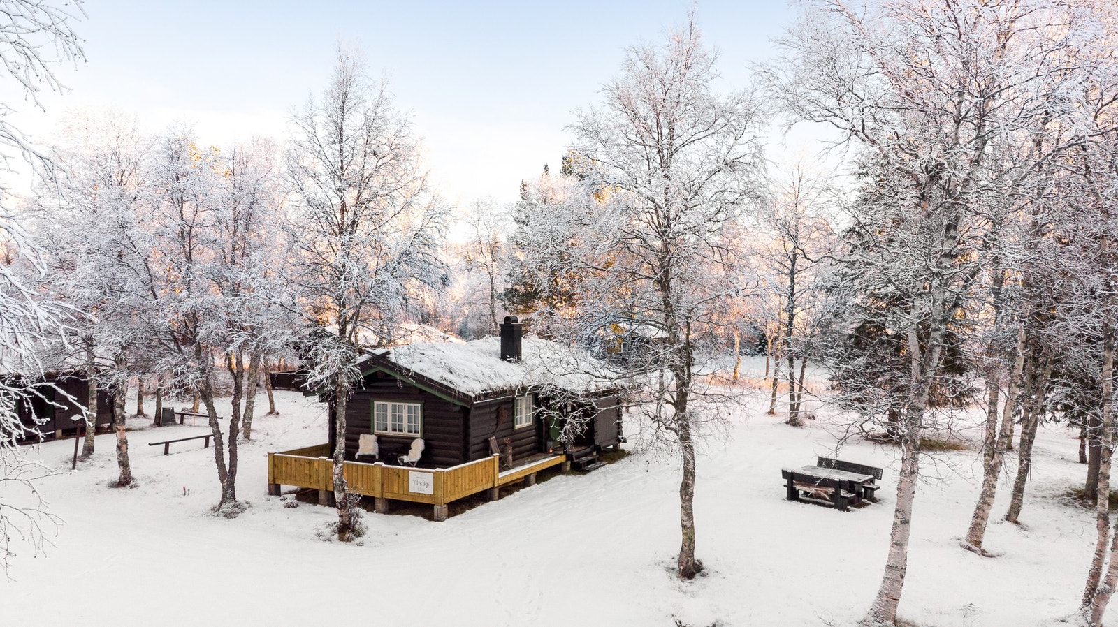 PrivatMegleren har gleden av å presentere Vollvegen 13 - Koselig hytte i flotte omgivelser i Raulandsgrend Galleribilde