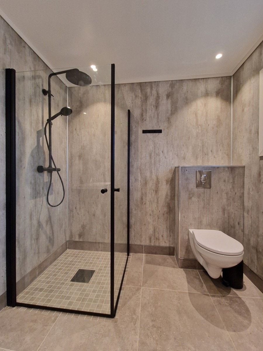 New bathroom with rain shower and floor heating Galleribilde