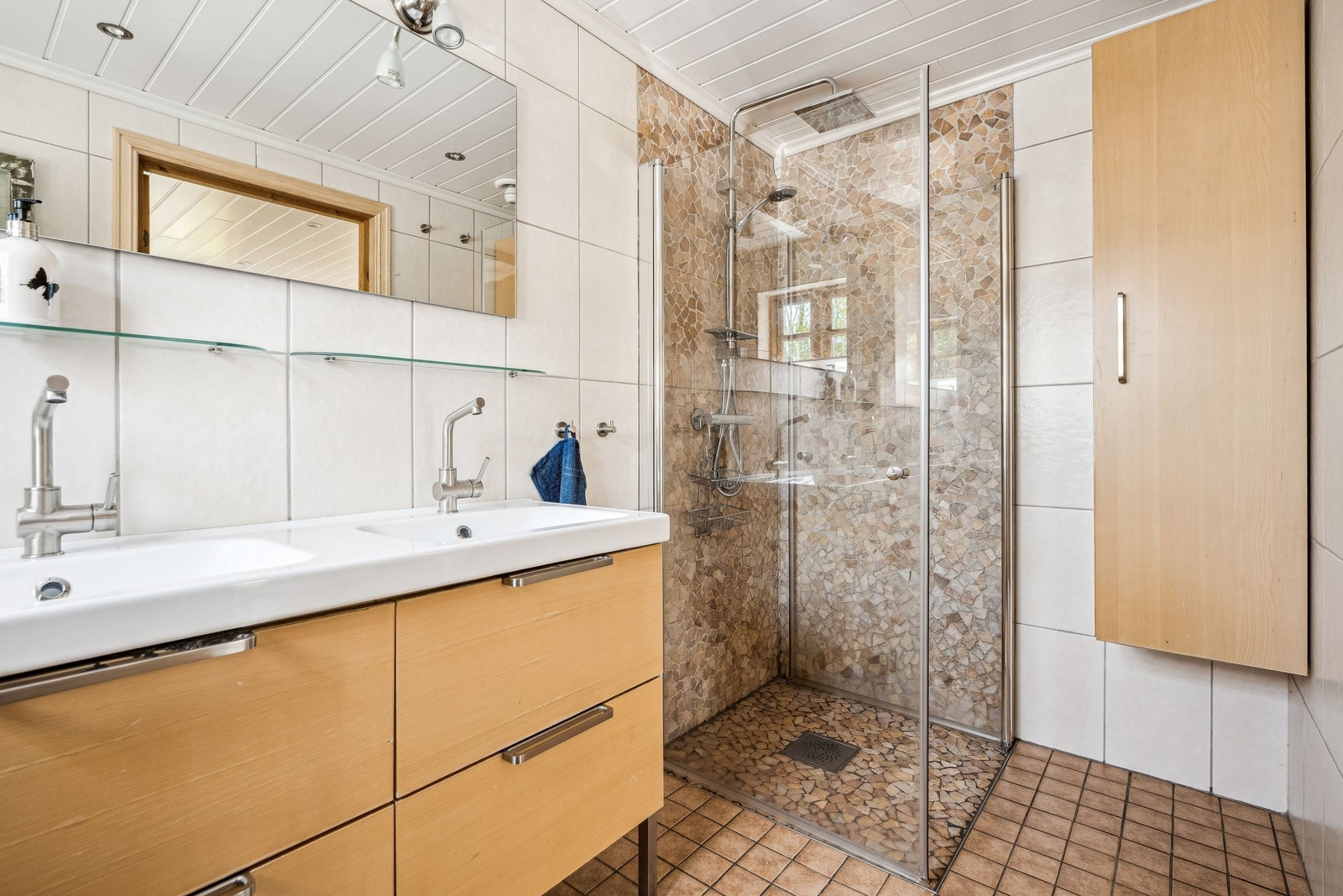 Baderom 1.etasje Galleribilde