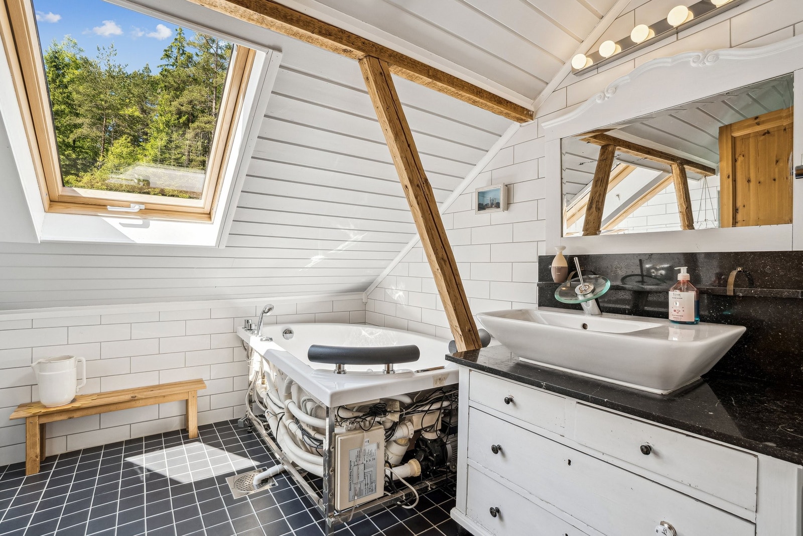 Baderom 2.etasje Galleribilde