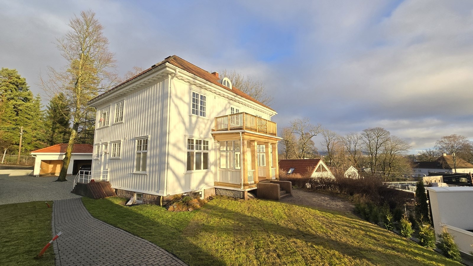 Velkommen til Holmenveien 30. Galleribilde