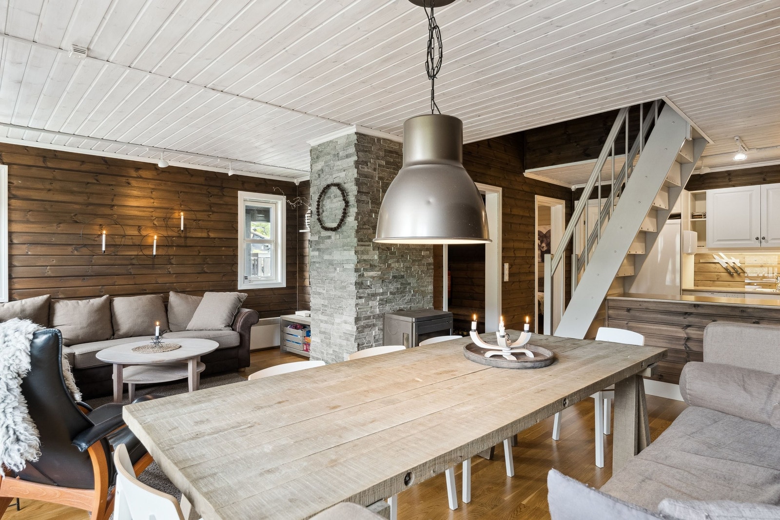 God plass til å samle familien rundt middagsbordet Galleribilde