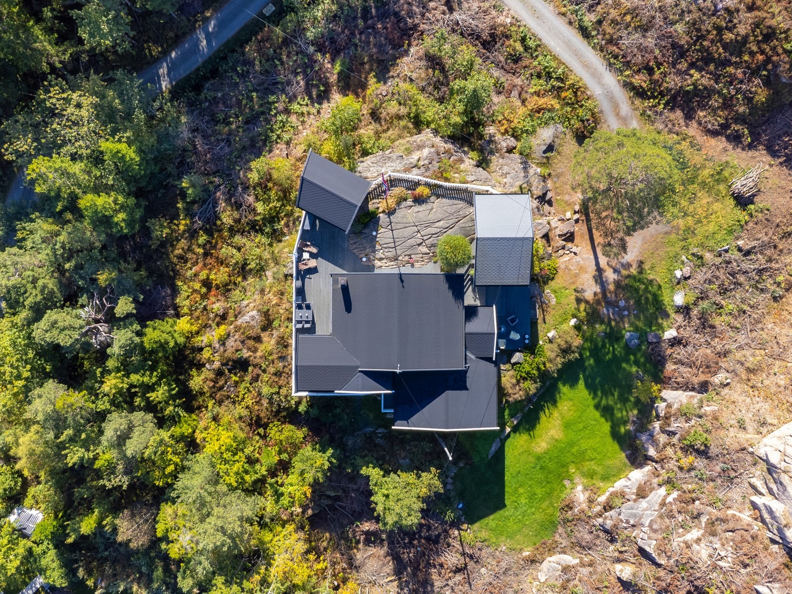 Oversiktsbilde av eiendommen. Galleribilde