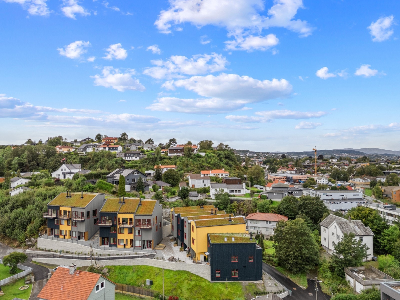 Bybanen er kun et par minutters gange unna boligen. Galleribilde