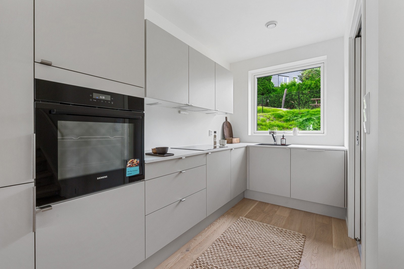 Kjøkkenet er levert av kvalitetsleverandøren Designa Kjøkken. Galleribilde