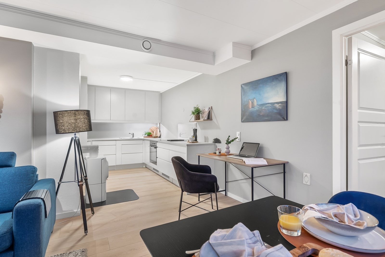 Stue/kjøkken Galleribilde