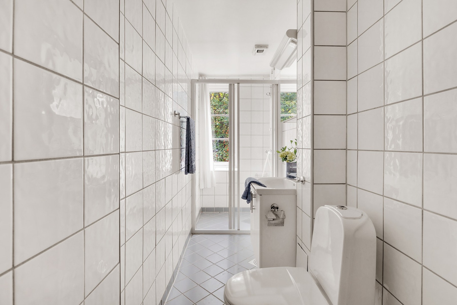 Badet ble rehabilitert i regi av selger (Kristiania Byggeselskap) i perioden 2005-2008, med nye soilrør, sluk, membran m.m. Galleribilde