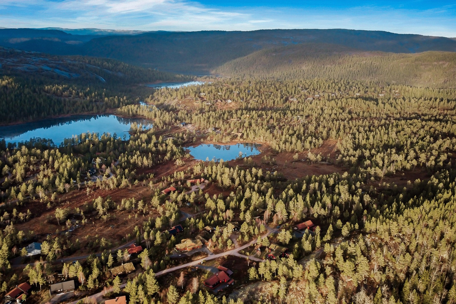 Nærområde har man mange flotte turområder og fiskemuligheter. Galleribilde