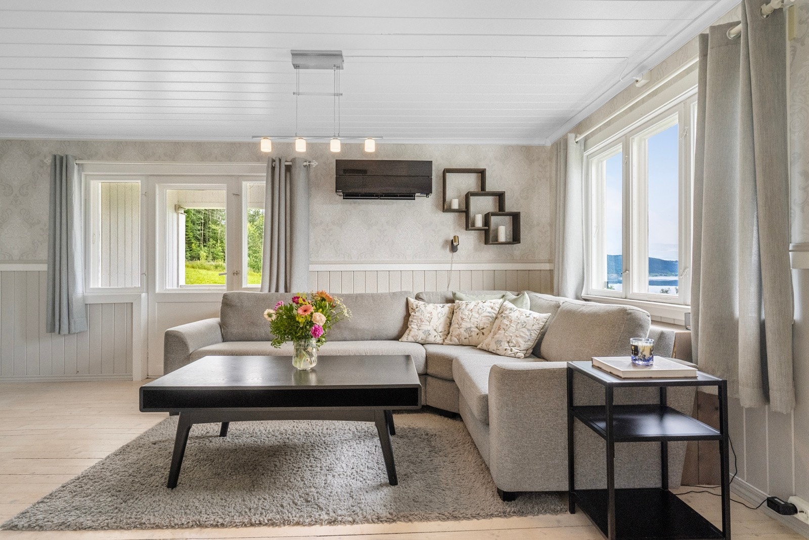 Lys & koselig stue Galleribilde