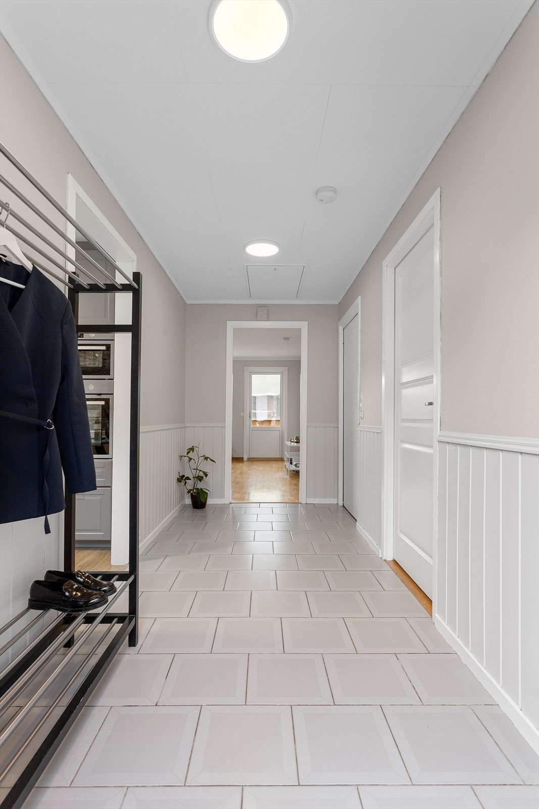 Adkomst via til kaldtloft via takluke og stige i gangen Galleribilde