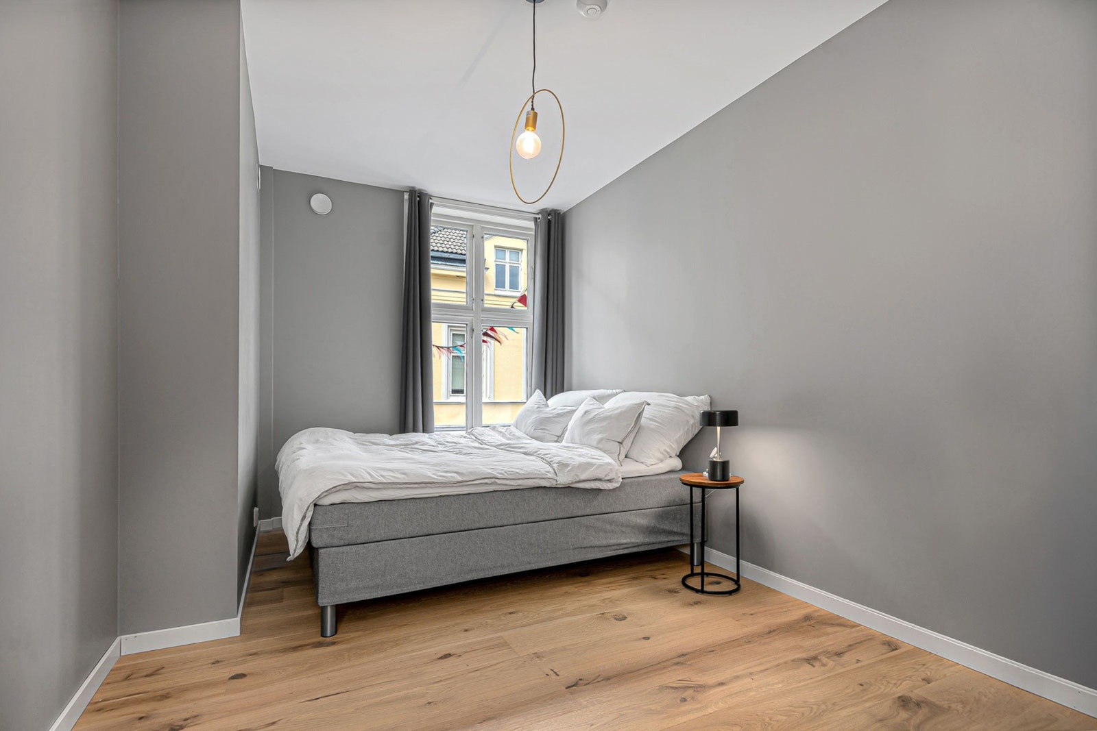 Soverom med god plass. Galleribilde