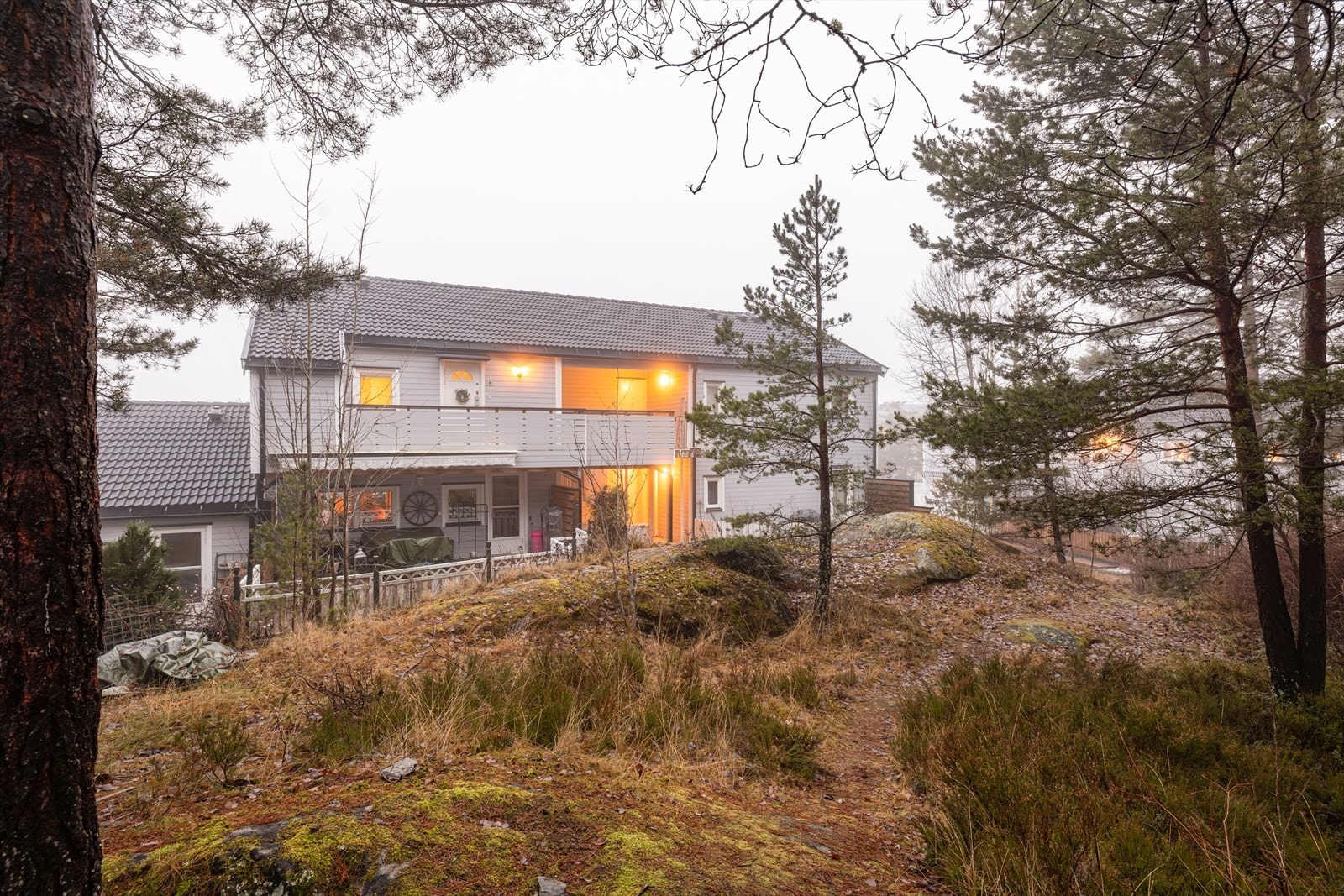 Boligen ligger øverst til venstre i bildet Galleribilde