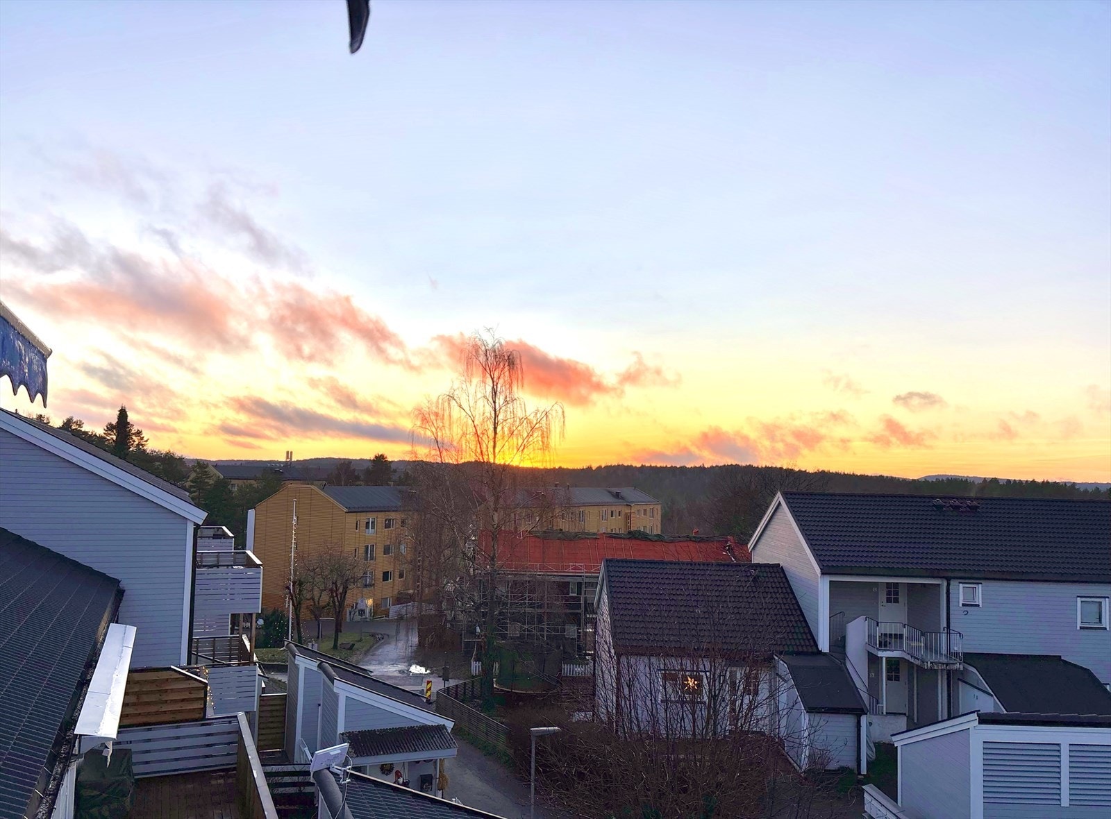 Flotte solnedganger sett fra balkongen! Selgers bilde Desember 2025 Galleribilde