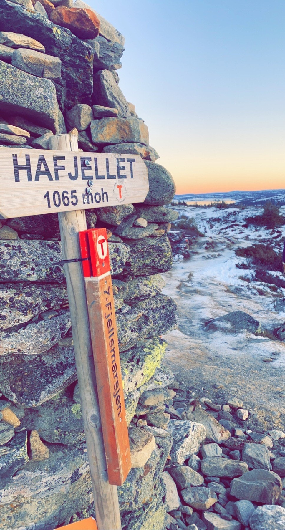 Nærhet til milevis med turstier i fjellet. Galleribilde