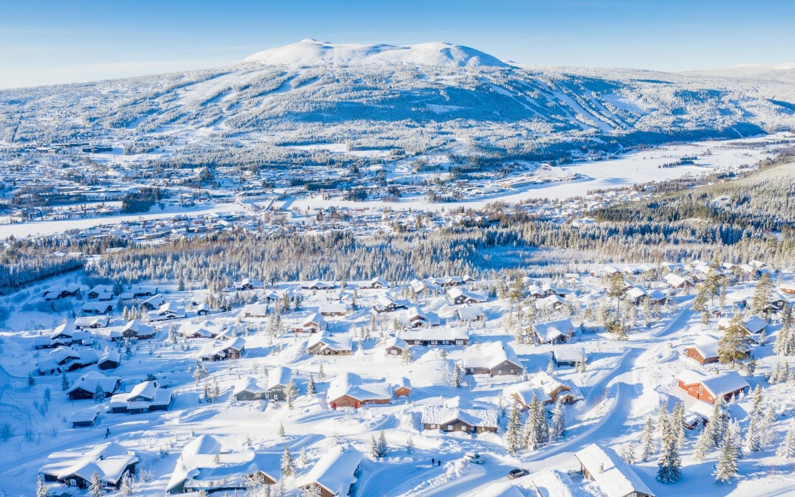 Trysil sentrum og Trysilfjellet sett fra Bjønnåsen Galleribilde