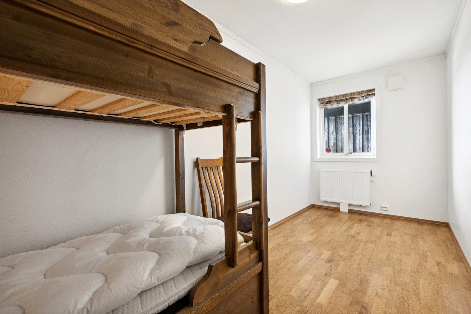 Soverom 2 innredet med køyeseng som medfølger. Galleribilde