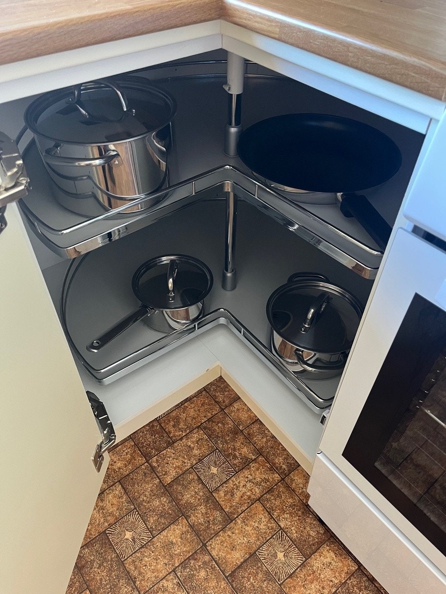 Kjeler og stekepanne Galleribilde