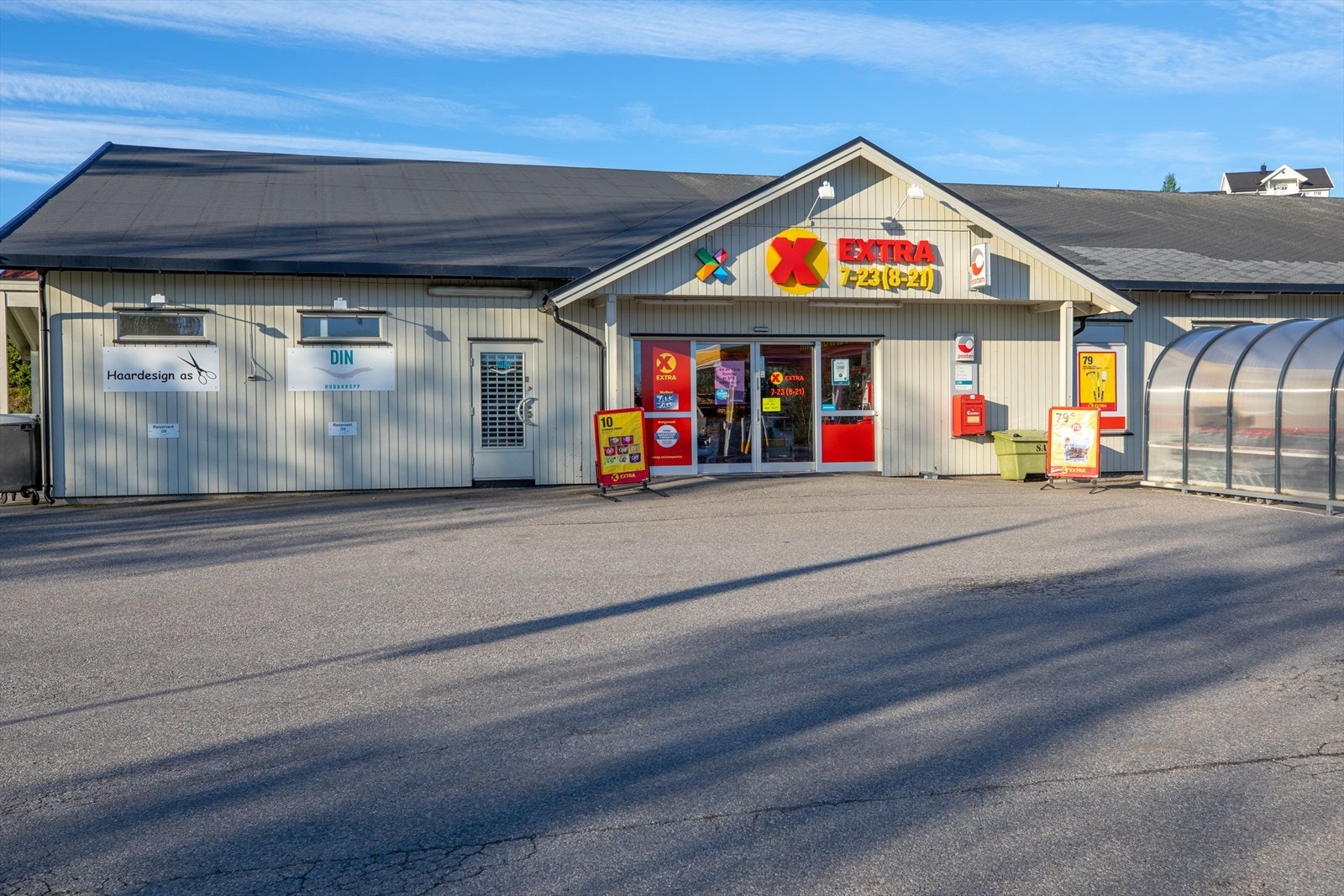 Eller på Eltonåsen Coop Extra som ligger ca. 12 minutters gangavstand fra boligen! Galleribilde