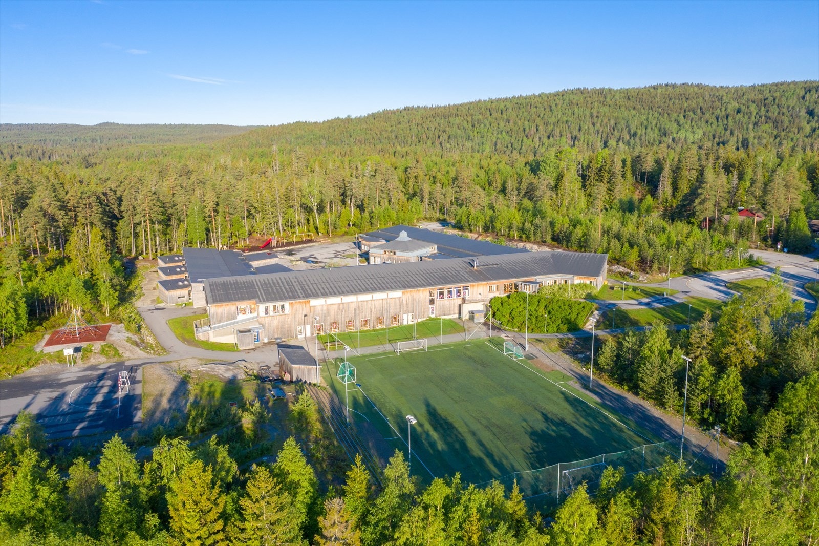 Eltonåsen Skole! Galleribilde