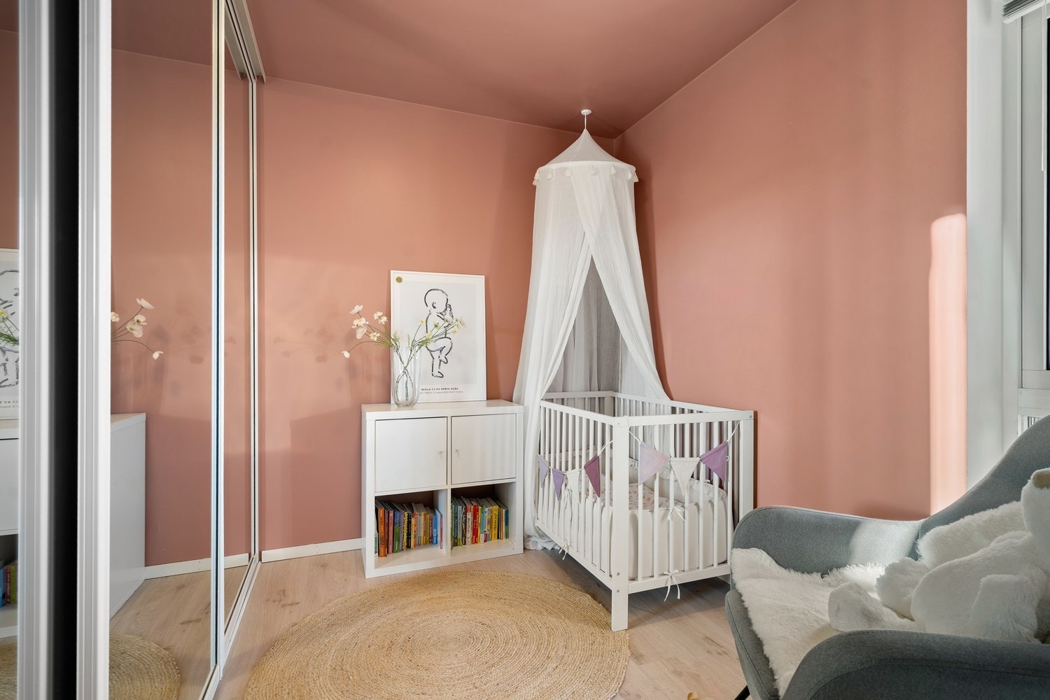 Soverom II passer ypperlig som barnerom, gjesterom eller hjemmekontor - alt etter behov. Galleribilde