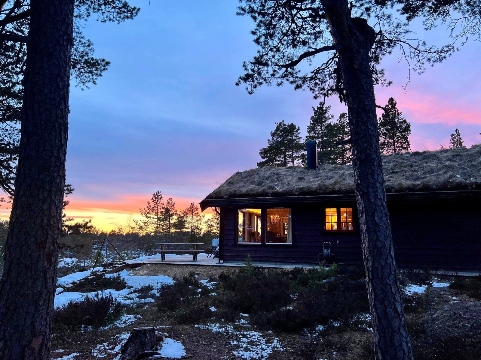 Hytta har en flott beliggenhet på endetomt. Galleribilde