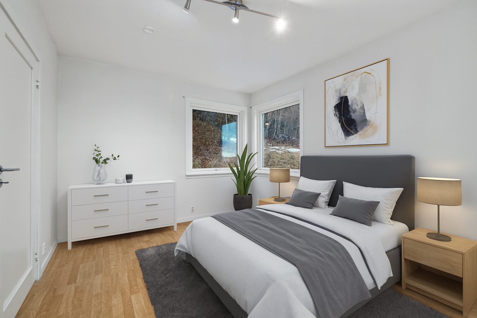 Leilighetens soverom, her vist med digital møblering for å illustrere rommets potensial. Galleribilde