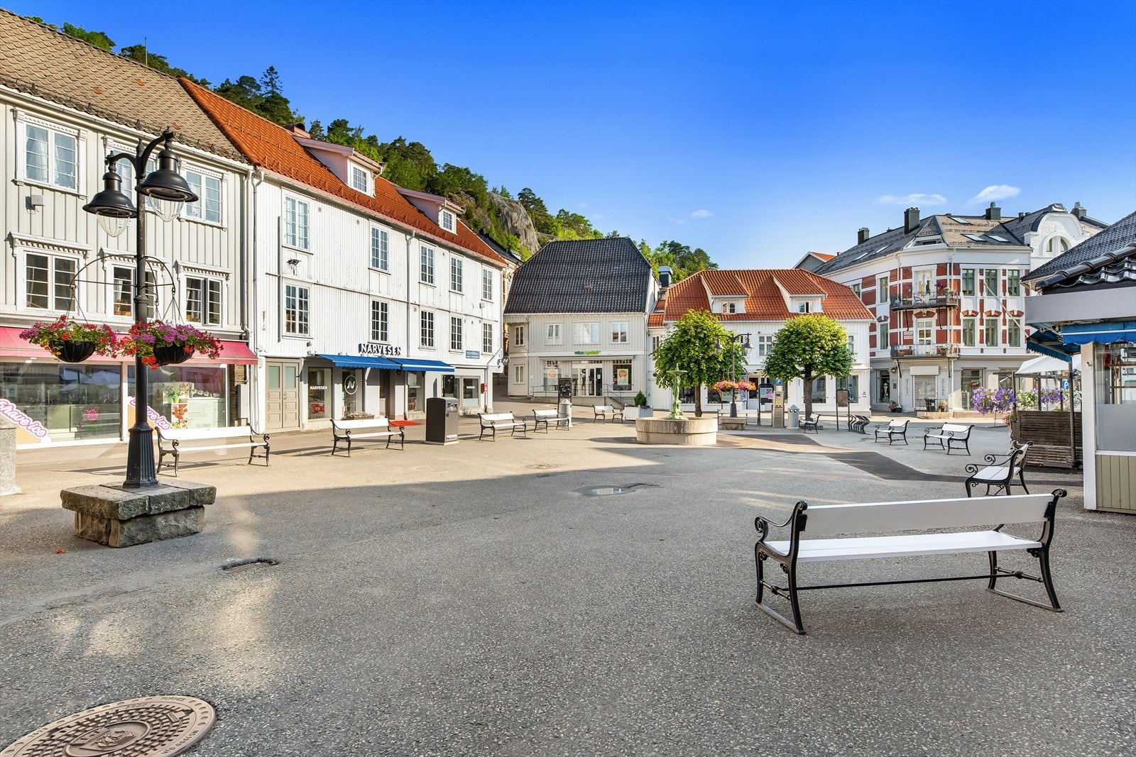 Torvet, Kragerø sentrum Galleribilde