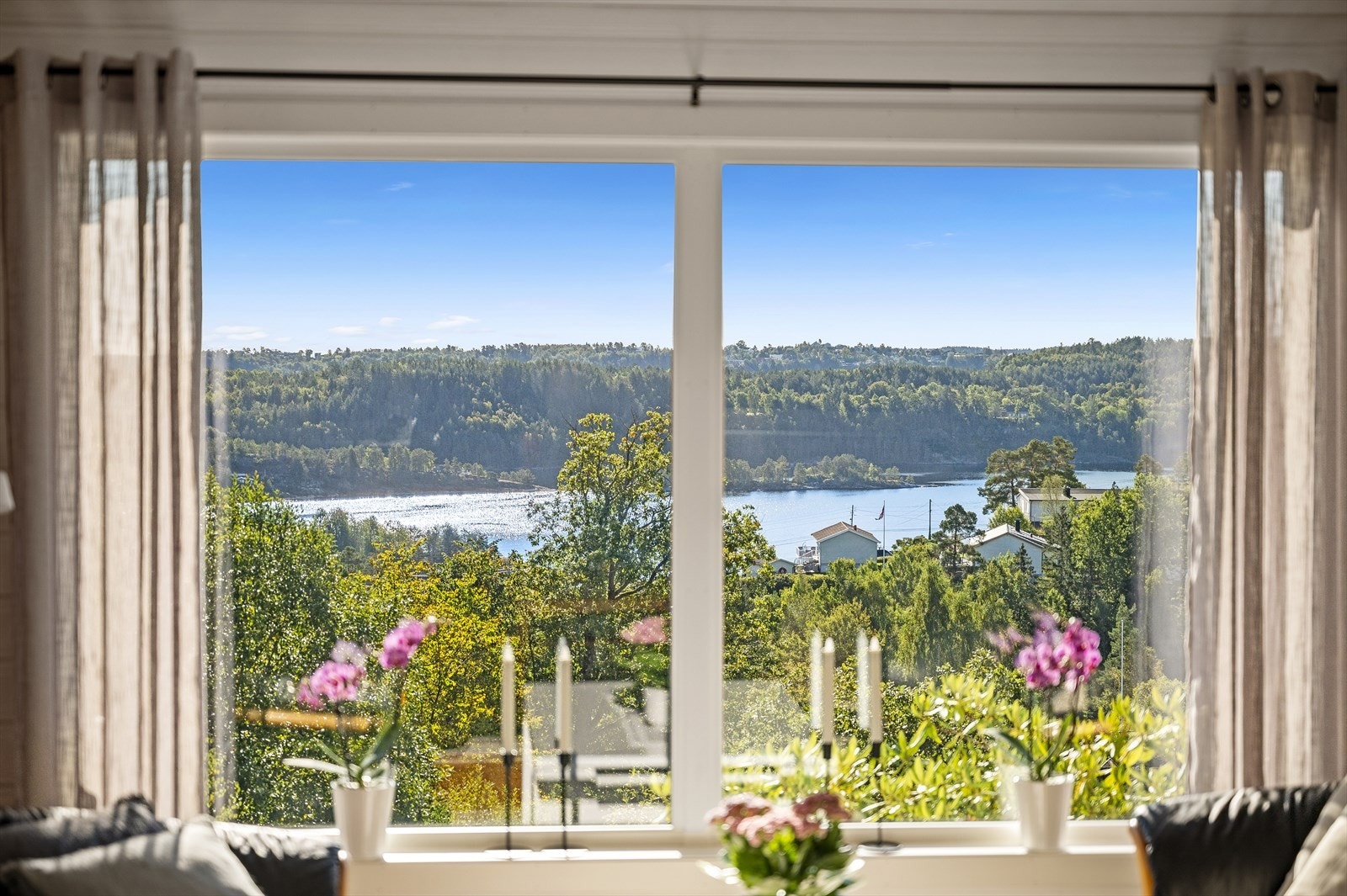 Nydelig utsikt fra stuen Galleribilde