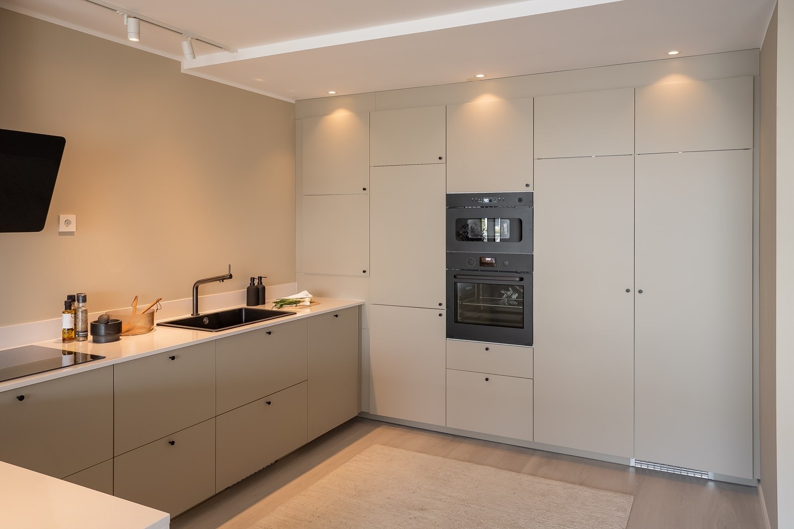 Kjøkkenet er helt nytt og ubrukt, TG 0 ifølge takstmann. Galleribilde