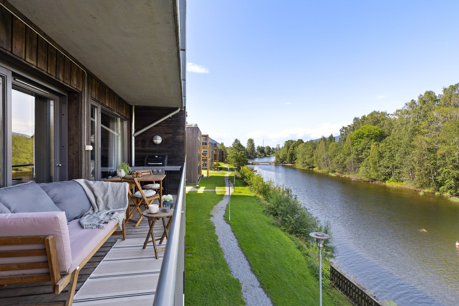 Velkommen til Øvre Eikervei 130! Presentert av John-Amund Høistad v/ EIE eiendomsmegling Galleribilde