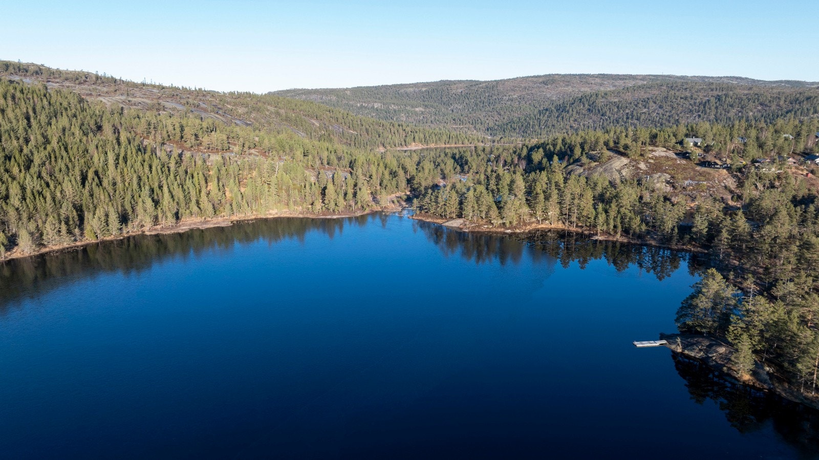 Havrefjellområdet er typisk for denne delen av Telemark, med fin og vekslende natur, blankskurte fjell og mange små og store vann og innsjøer. Galleribilde
