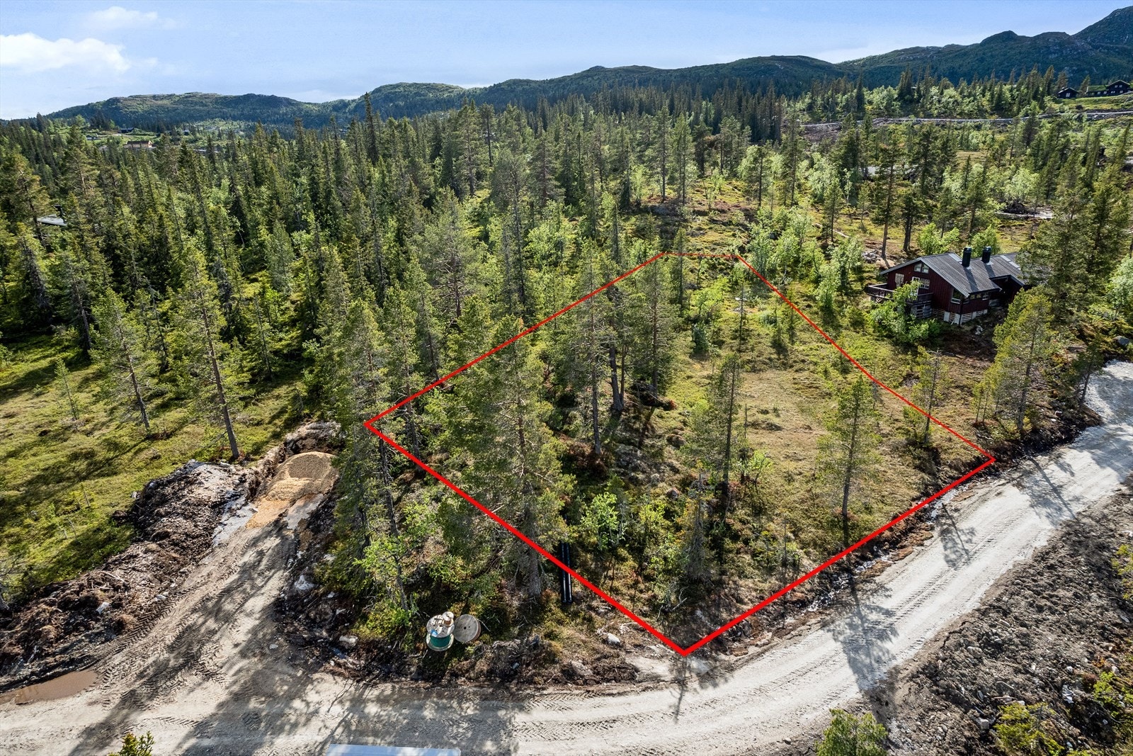 Tomtegrensene er ikke nøyaktige og avvik vil kunne forekomme..jpg Galleribilde