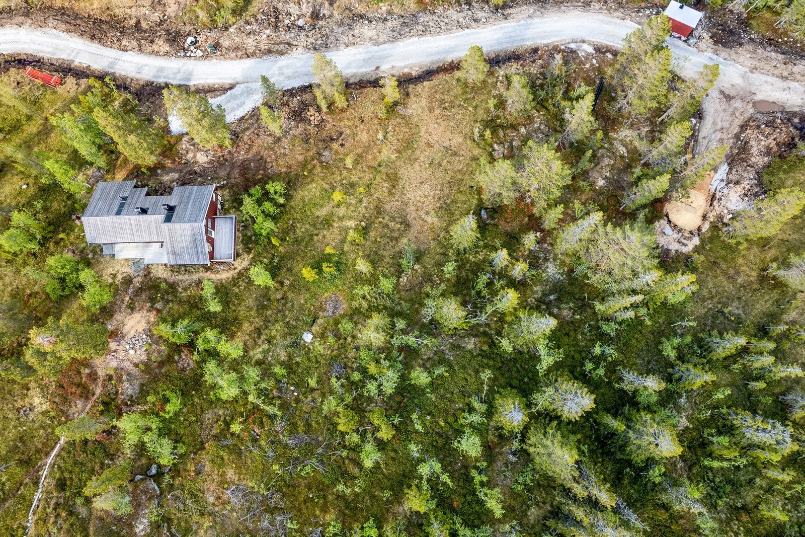 Fint beliggende eiertomt på nesten 1,4 mål med gode utsiktsforhold. Galleribilde