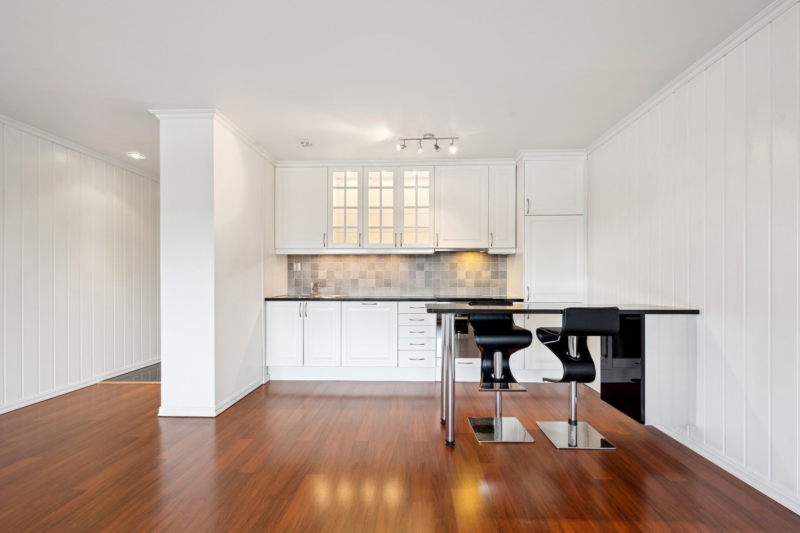 Spiseplassen finner sin naturlige plass i tilknytning til kjøkkenet Galleribilde