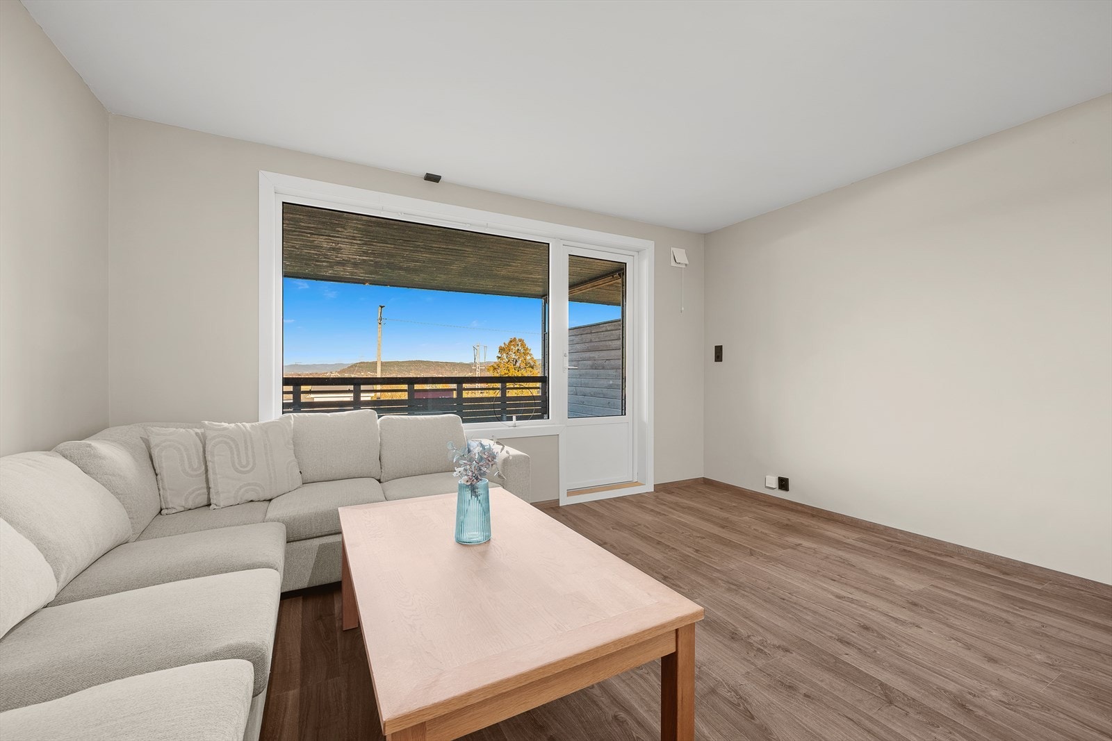 TV, internett og varmtvann er inkludert i felleskostnader. Galleribilde