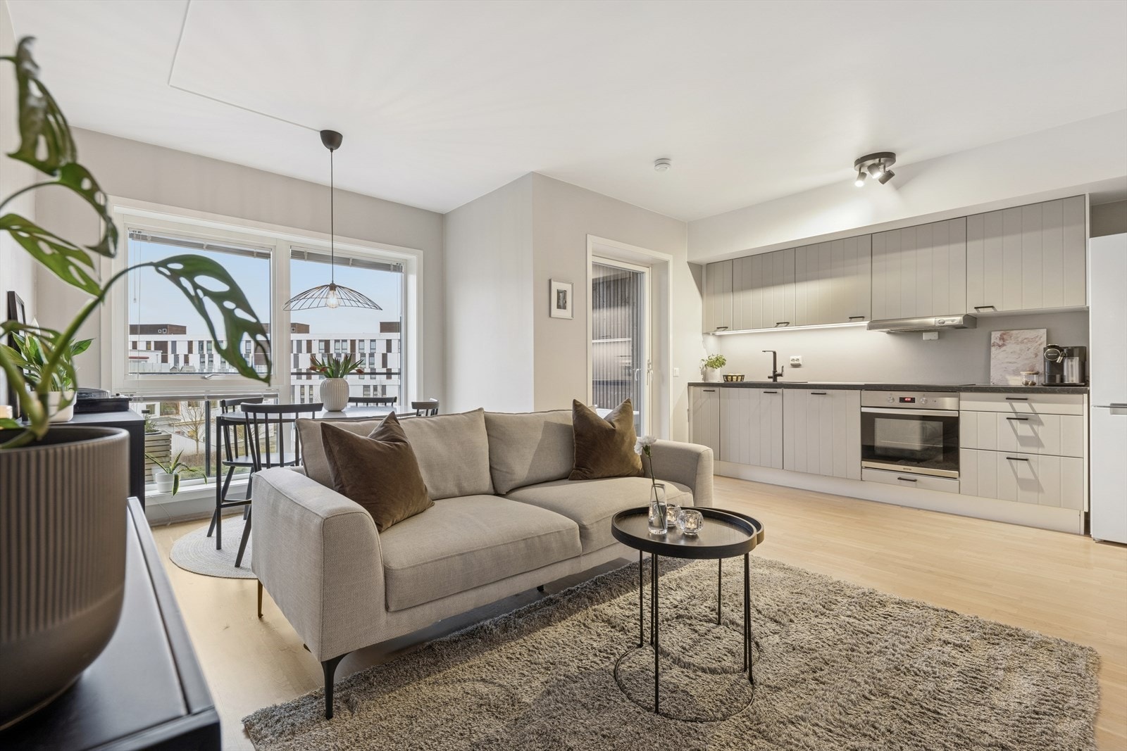 IN-ordning for fellesgjeld. Ved innfrielse vil felleskostnadene reduseres til ca. 3.461,- pr.mnd. Galleribilde