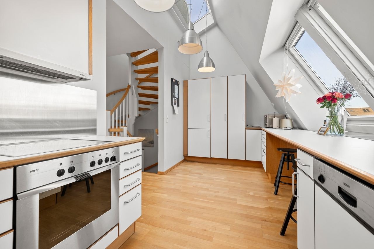 Kjøkken med spiseplass i 6 etg Galleribilde