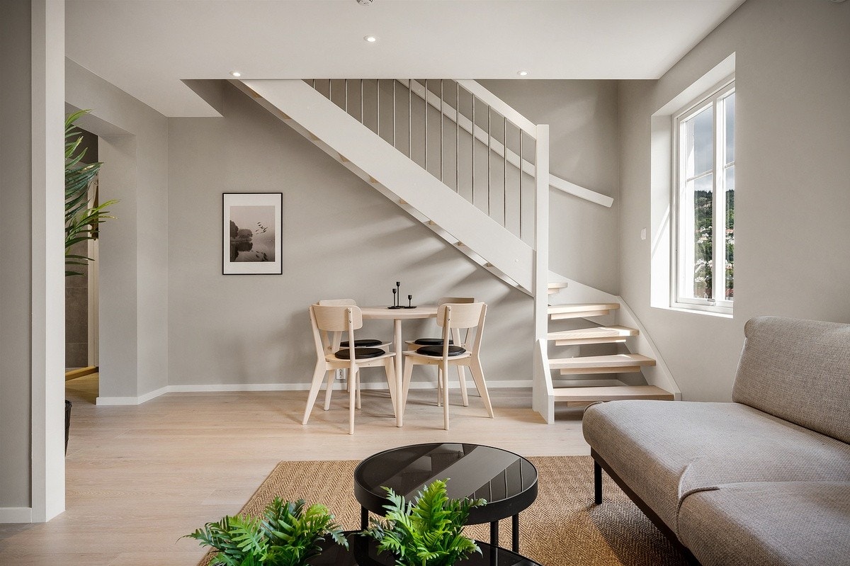 a. Stue 1. etg Galleribilde