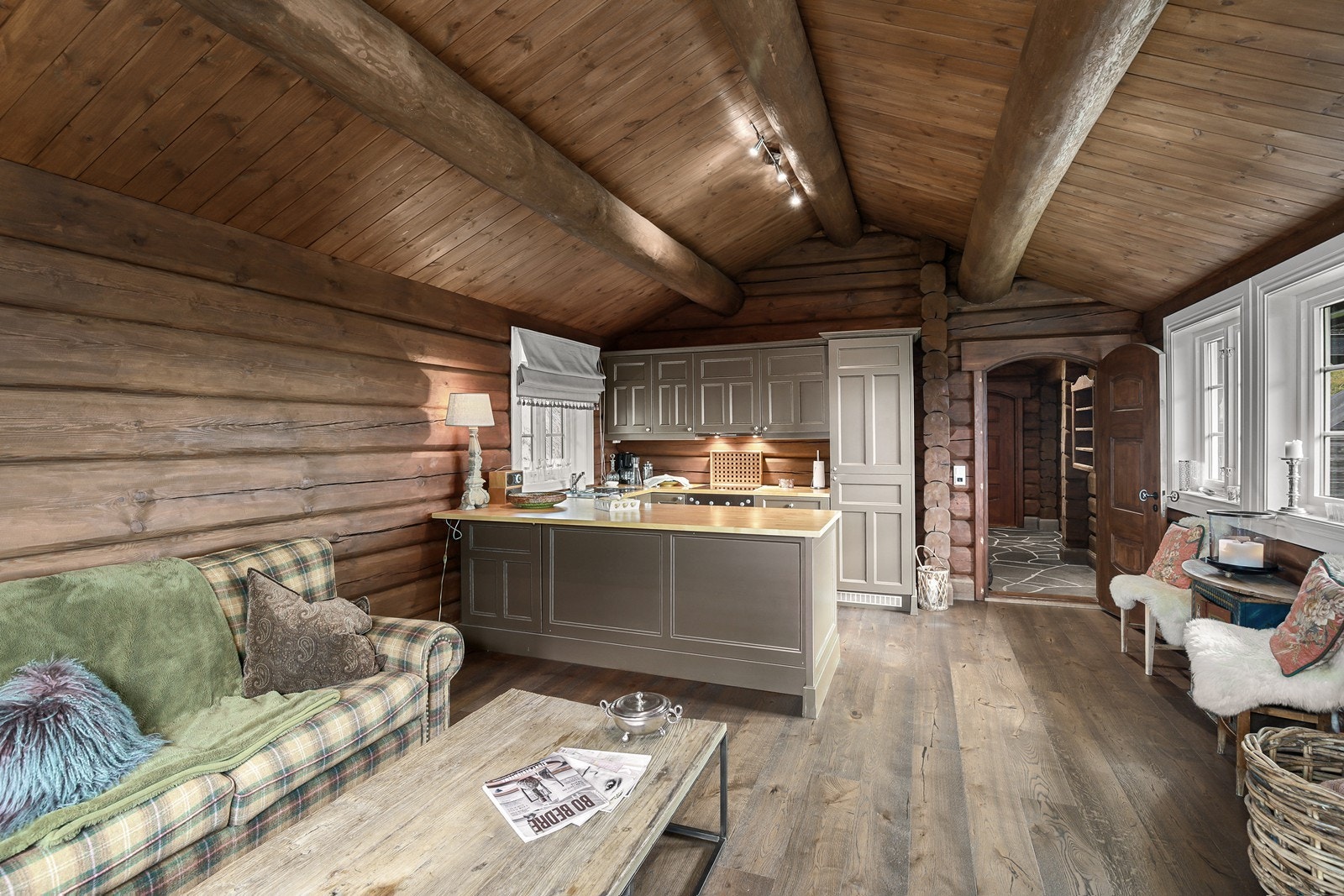 Annekset og hytten har flere av de samme kvalitetene. Galleribilde