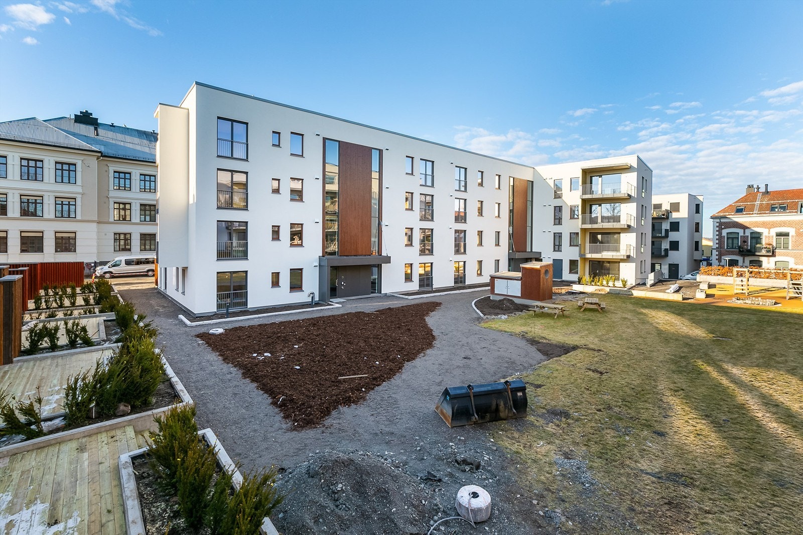 Skarmyrakvartalet er avskjermet fra trafikken gjennom byen. Her råder i stedet en tilbaketrukket og rolig atmosfære. Galleribilde