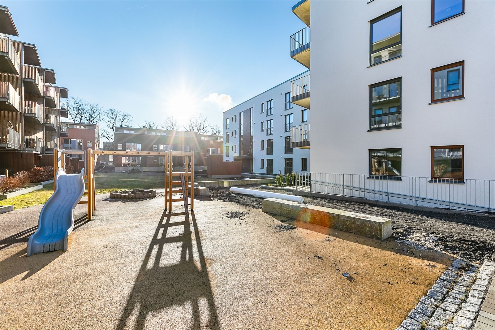 Tumleplass for både liten og stor er lett tilgjengelig like utenfor døren. Galleribilde