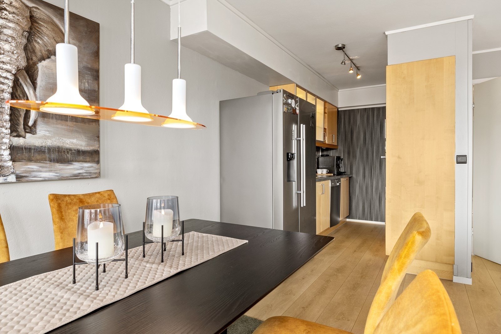 Her kan man bo godt med alt på ett og samme plan, til en rimelig felleskostnad som inkluderer strøm til leiligheten. Galleribilde