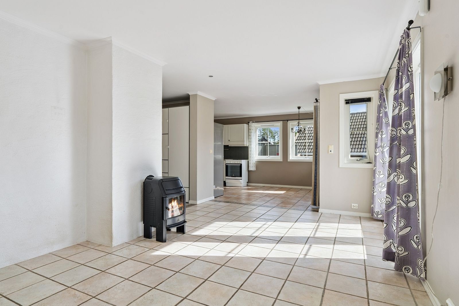 Velkommen til Hattesteinen 2B - Presentert av Anders Grønlie Galleribilde